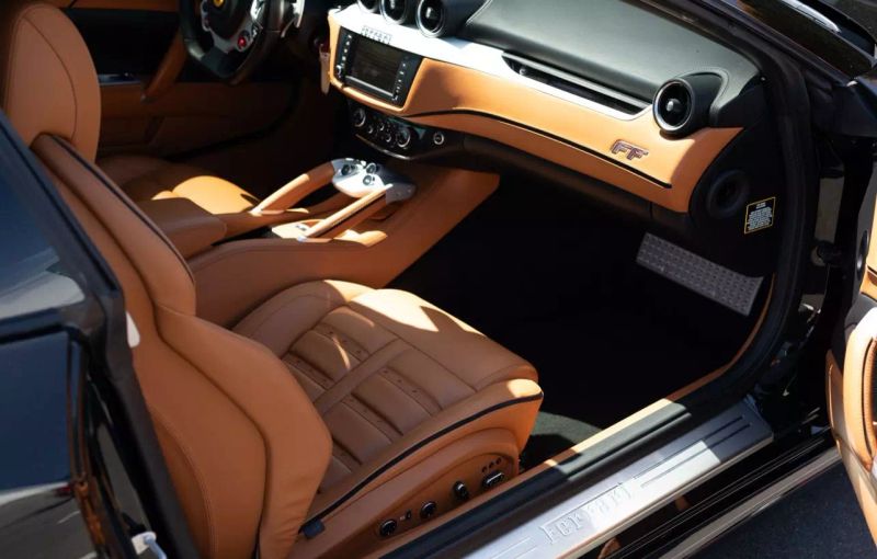 https://imagesdl.dealercenter.net/800/600/202504-6c8ff22d5a6f42baaf9f42e4d0cc2ace.jpg