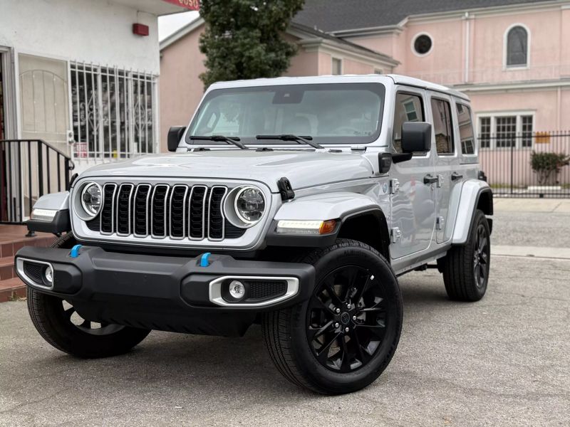 2024 Jeep Wrangler Sahara 4xe