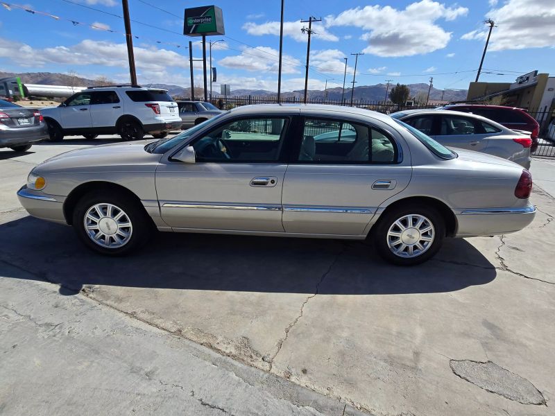1999 Lincoln Continental Base