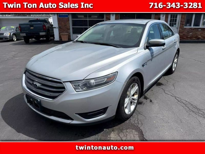 2015 Ford Taurus SEL