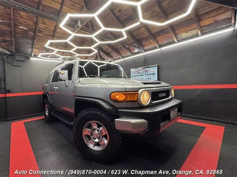 2010 Toyota FJ Cruiser Base
