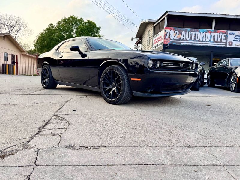 2019 Dodge Challenger SXT