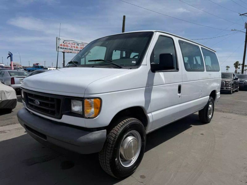 2003 Ford E-Series XL Van