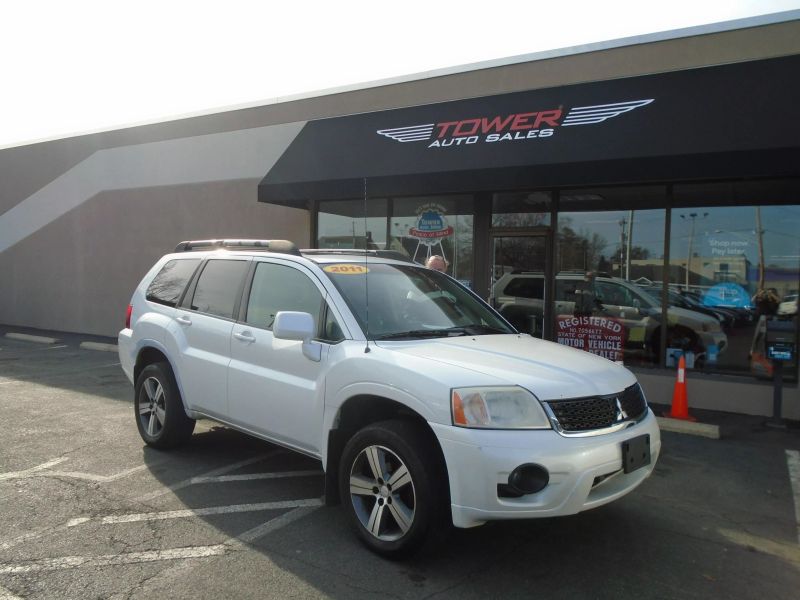 2011 Mitsubishi Endeavor SE