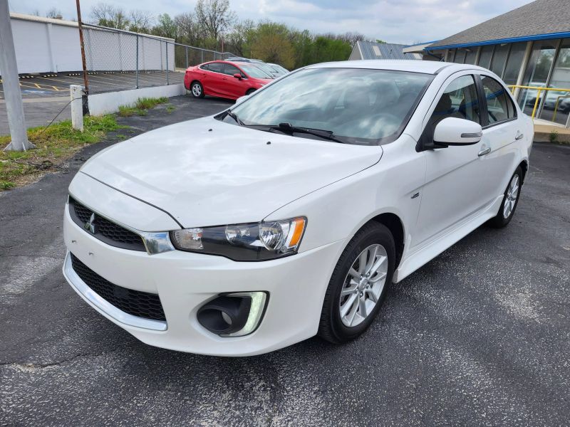 2016 Mitsubishi Lancer ES
