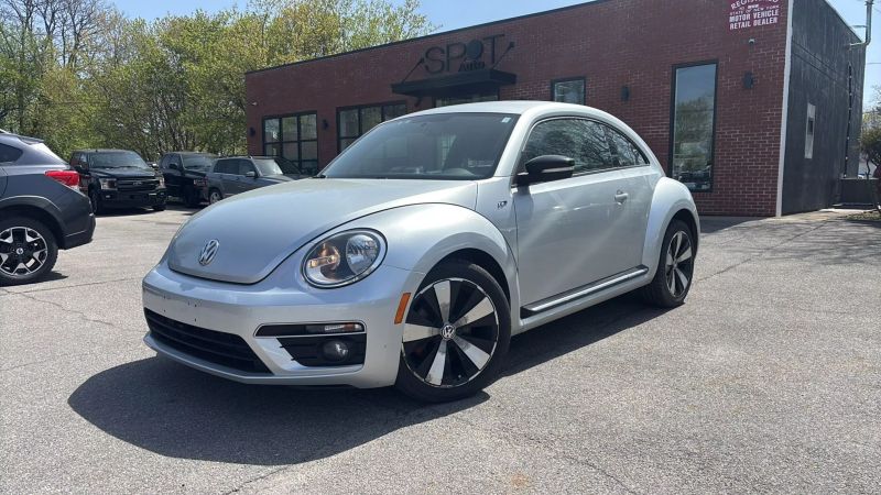 2014 Volkswagen Beetle R-Line