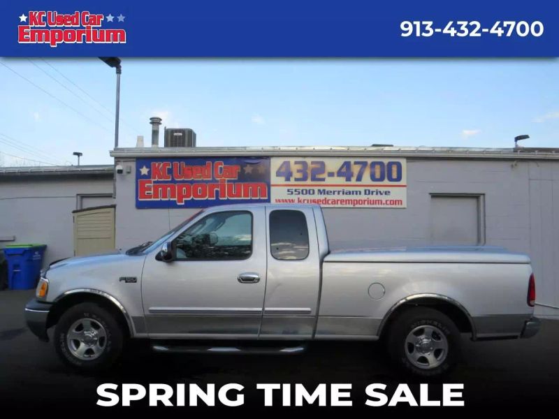 2002 Ford F-150 Base
