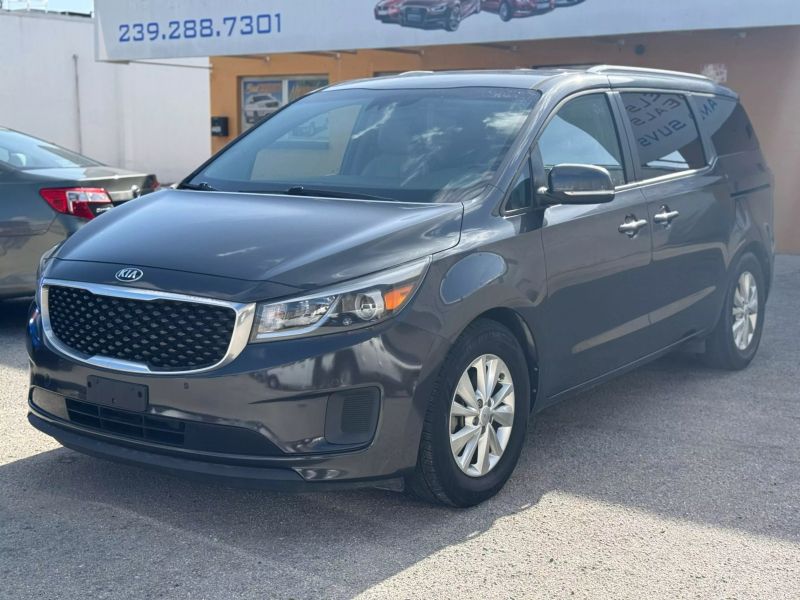 2017 Kia Sedona LX