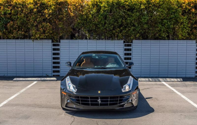 https://imagesdl.dealercenter.net/800/600/202504-cbb87e5df1864e4a8281cd904db2f496.jpg