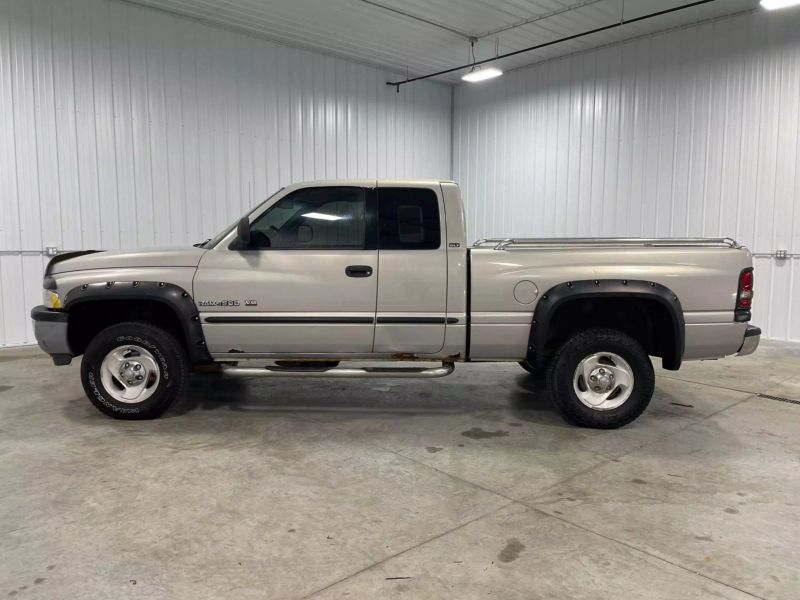 2001 Dodge Ram 1500 Base