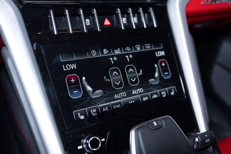 https://imagesdl.dealercenter.net/800/600/202504-e9e1f3d1de9b45d6b4805609001ea506.jpg