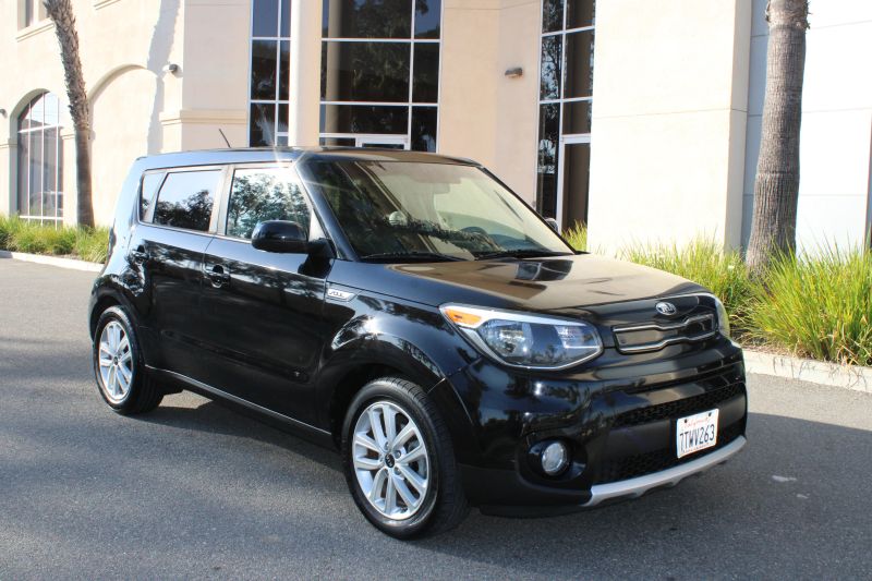 2017 Kia Soul +