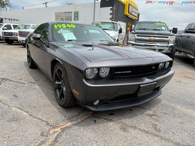 2014 Dodge Challenger R/T Plus