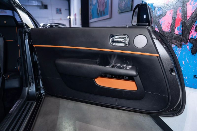https://imagesdl.dealercenter.net/800/600/202505-06eaeb85209a4f9cbc7c1a5f8cfc029d.jpg
