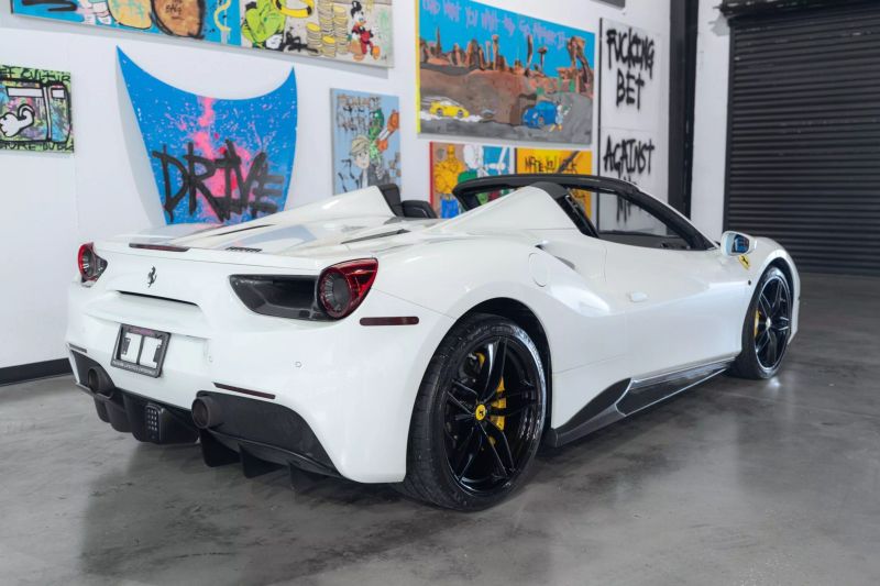 https://imagesdl.dealercenter.net/800/600/202505-09c625354c84483a9d799731fd8584b5.jpg