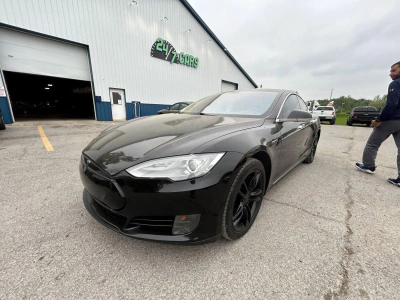 2013 Tesla Model S Base