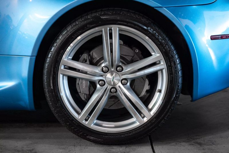 https://imagesdl.dealercenter.net/800/600/202505-143555535a1e4216be36589f881d100a.jpg