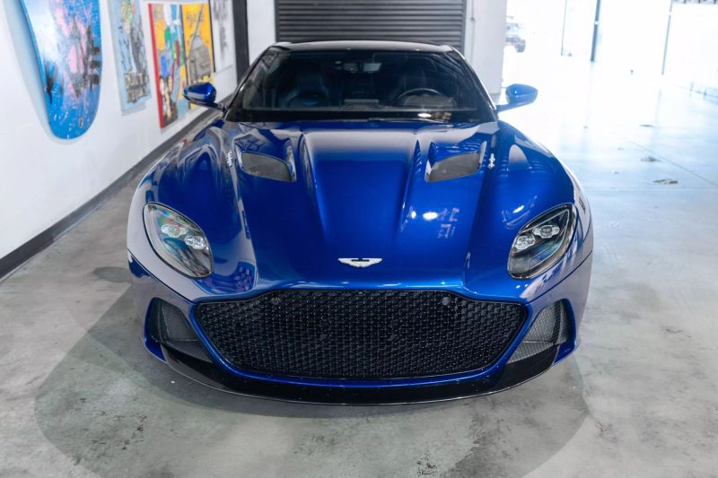 https://imagesdl.dealercenter.net/800/600/202505-14b452db41bd46bbb232a4911f0ed7da.jpg