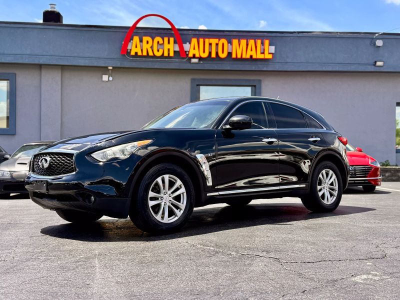 2017 Infiniti QX70 Base