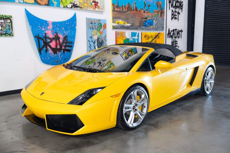 https://imagesdl.dealercenter.net/800/600/202505-23773b2c13e94b3791ad83f10eb53914.jpg