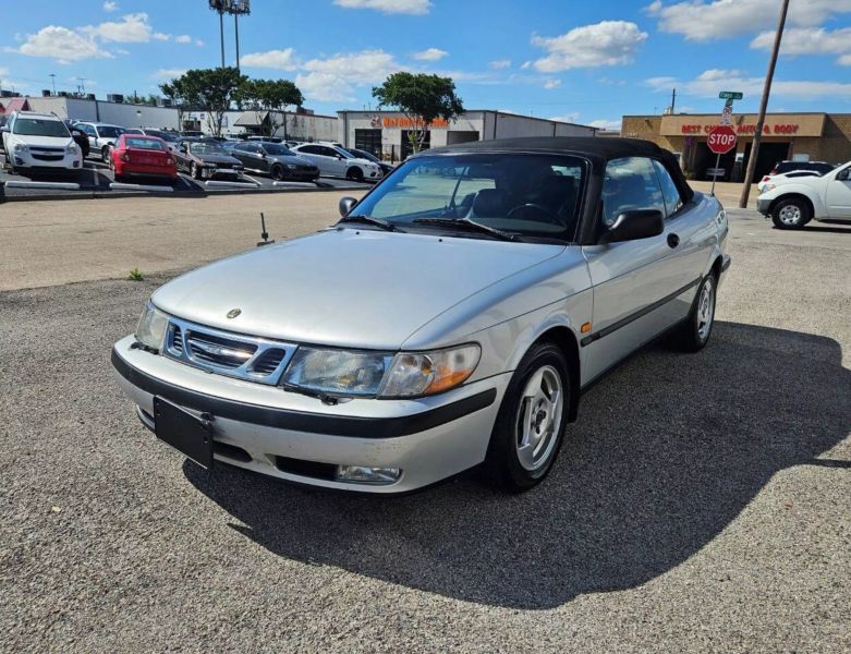 1999 Saab 9-3 Base