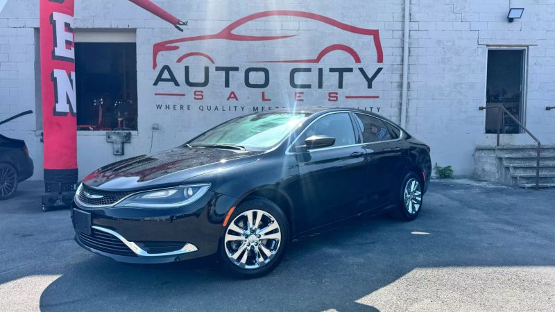 2015 Chrysler 200 Limited
