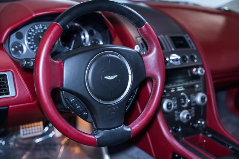 https://imagesdl.dealercenter.net/800/600/202505-315f1595a7564af69118635fd0c5975e.jpg