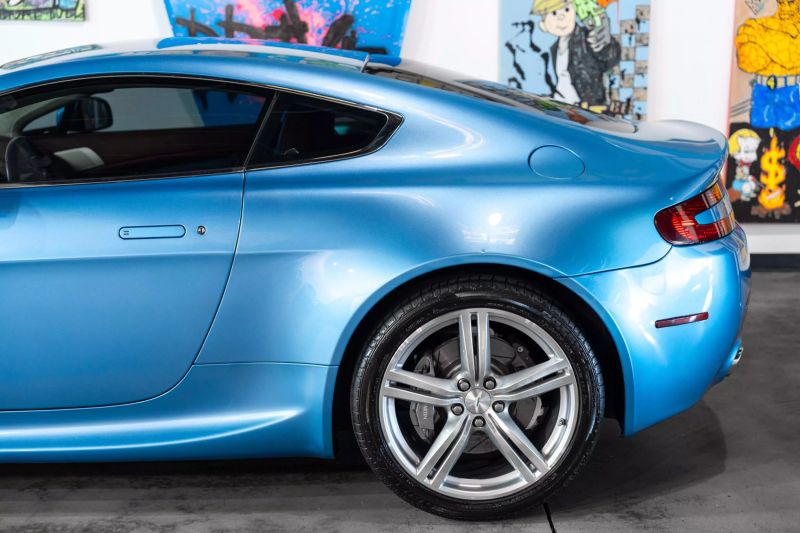 https://imagesdl.dealercenter.net/800/600/202505-34c19b23d9e94a7c8581b7a9a23d6663.jpg