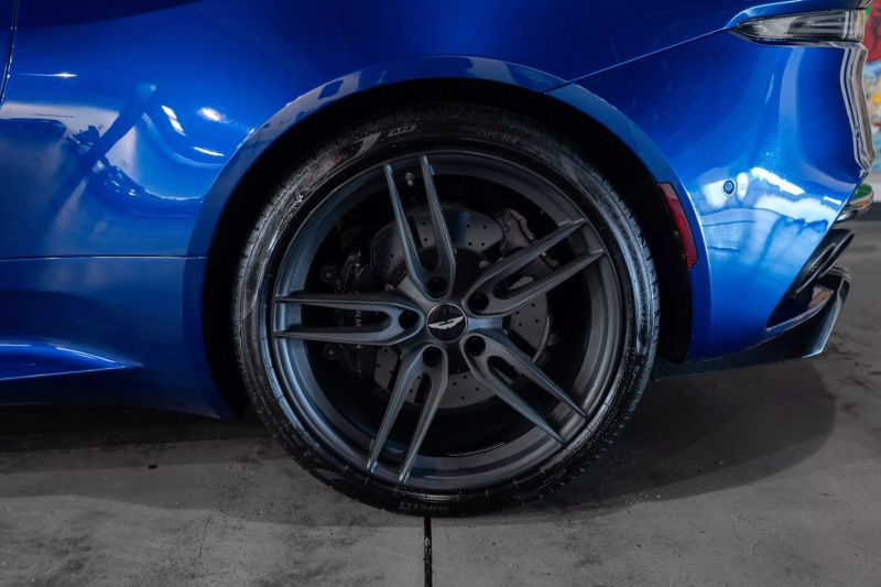 https://imagesdl.dealercenter.net/800/600/202505-3727d1d3afe0411aaeec5acb40c91e6f.jpg