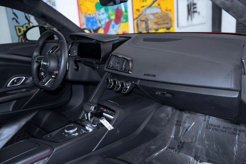 https://imagesdl.dealercenter.net/800/600/202505-3ec7919b051e46f184576a8c108fbaea.jpg