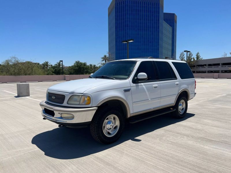 1998 Ford Expedition Base