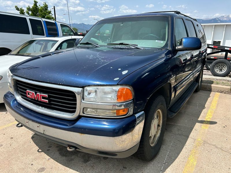 2001 GMC Yukon XL Base