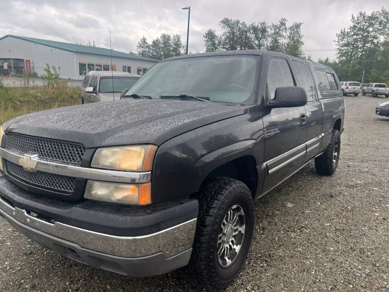 2004 Chevrolet Silverado 1500 LS