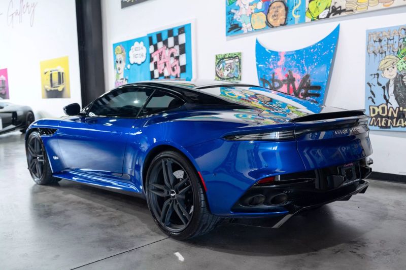 https://imagesdl.dealercenter.net/800/600/202505-4fcdb8d67fbd4ac6b5020aac15f20f83.jpg