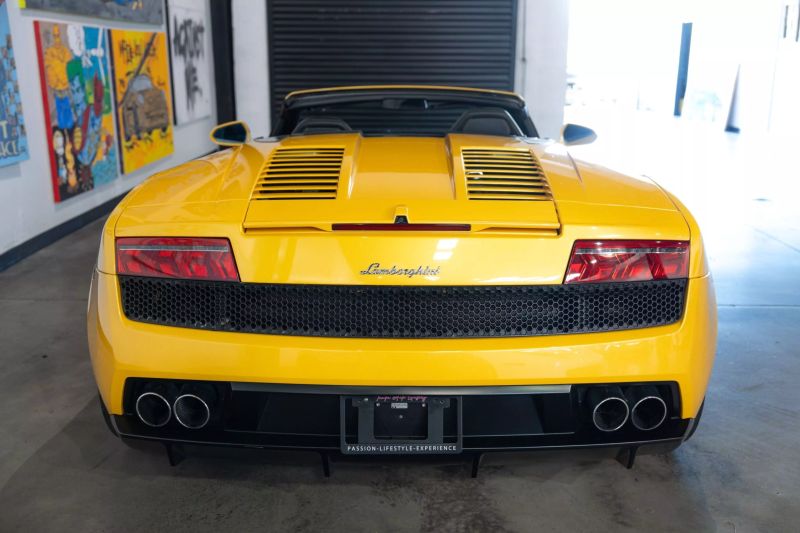 https://imagesdl.dealercenter.net/800/600/202505-4febefc8280d41a188e5b91870af114c.jpg