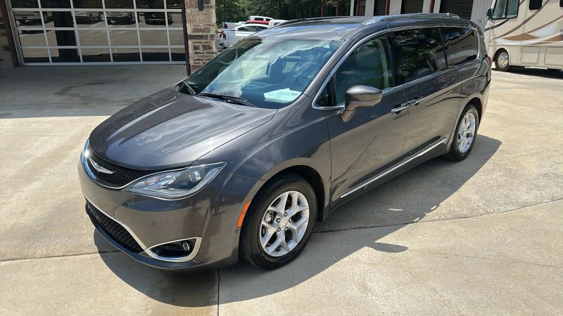2019 Chrysler Pacifica Touring L Plus