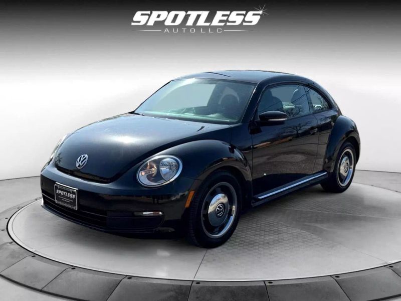2013 Volkswagen Beetle Base