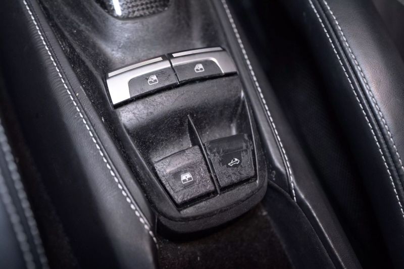 https://imagesdl.dealercenter.net/800/600/202505-5f11767ac7b14c11b61f8f8d632bf799.jpg