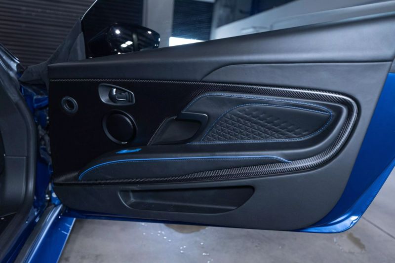 https://imagesdl.dealercenter.net/800/600/202505-6a7ec3d6ca574a23a19d5b03378dba7b.jpg