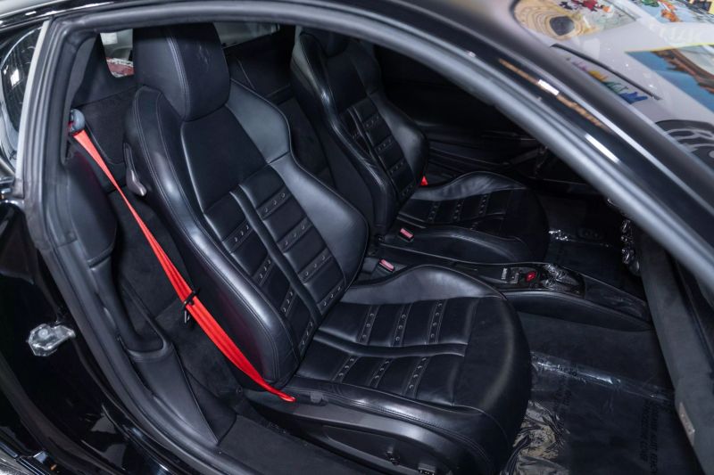 https://imagesdl.dealercenter.net/800/600/202505-7362832aee8043cd8102308f6298afdf.jpg