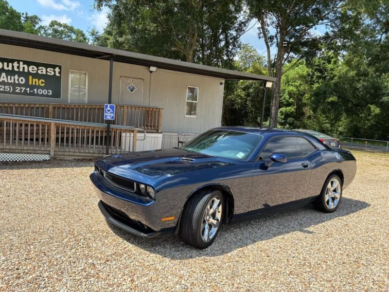 2014 Dodge Challenger SXT Plus
