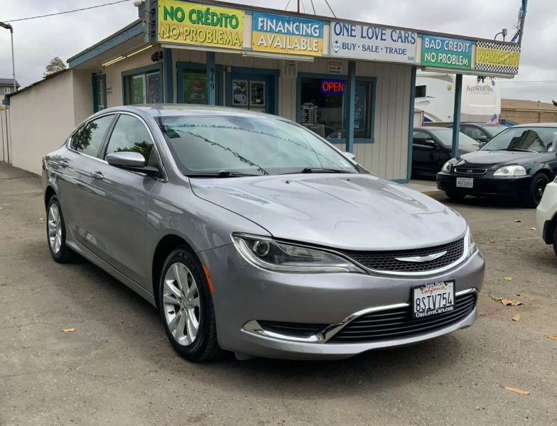 2016 Chrysler 200 Limited