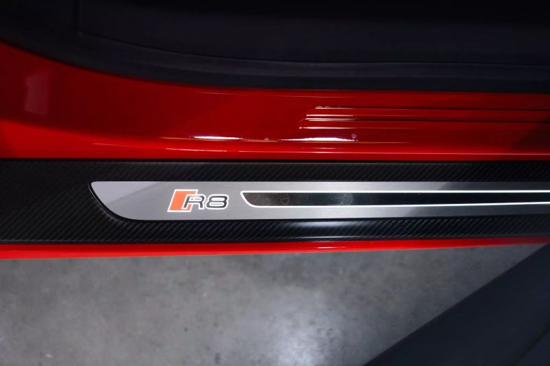 https://imagesdl.dealercenter.net/800/600/202505-8c102a23f6eb45cfb063674fce03510d.jpg