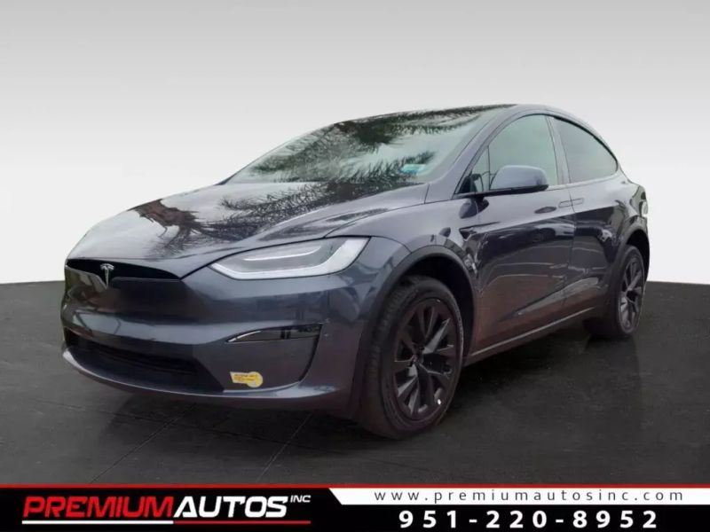 2022 Tesla Model X Base