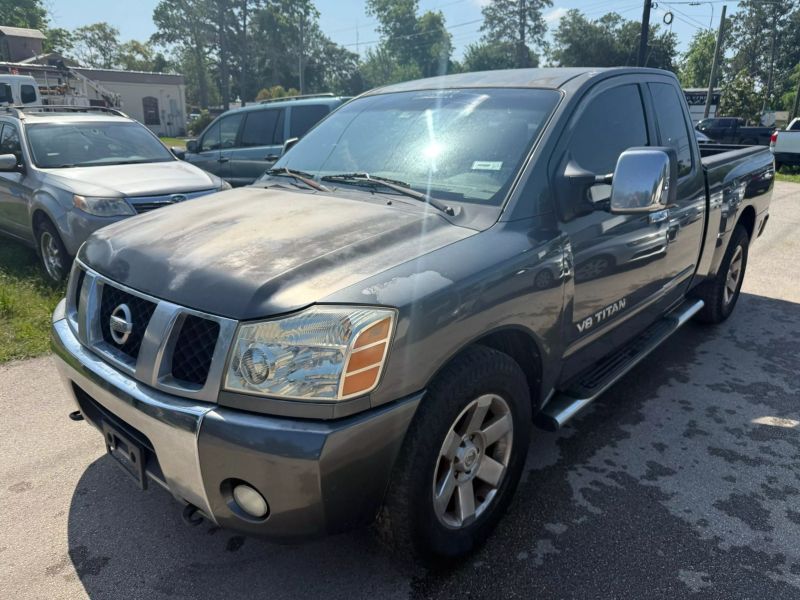 2005 Nissan Titan SE