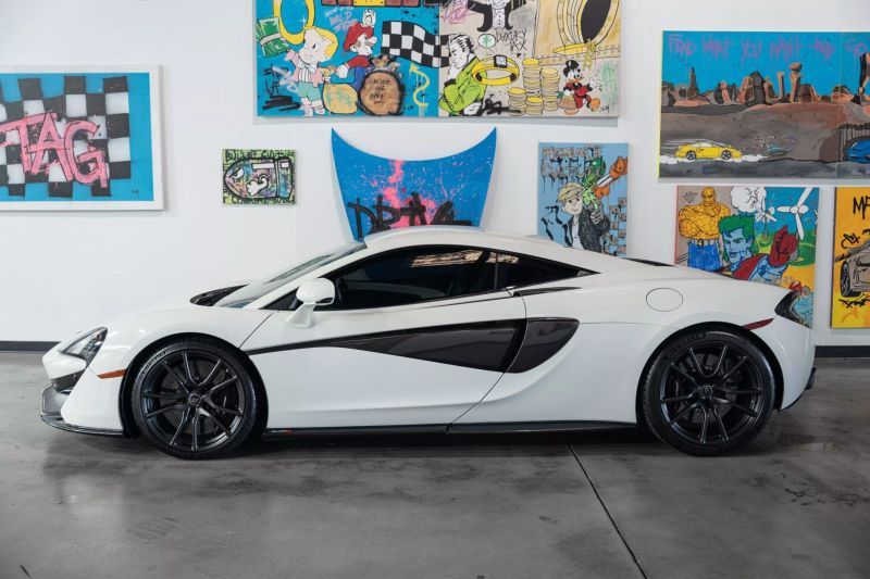 https://imagesdl.dealercenter.net/800/600/202505-8f9894c6987b4f09849ac6500c854625.jpg