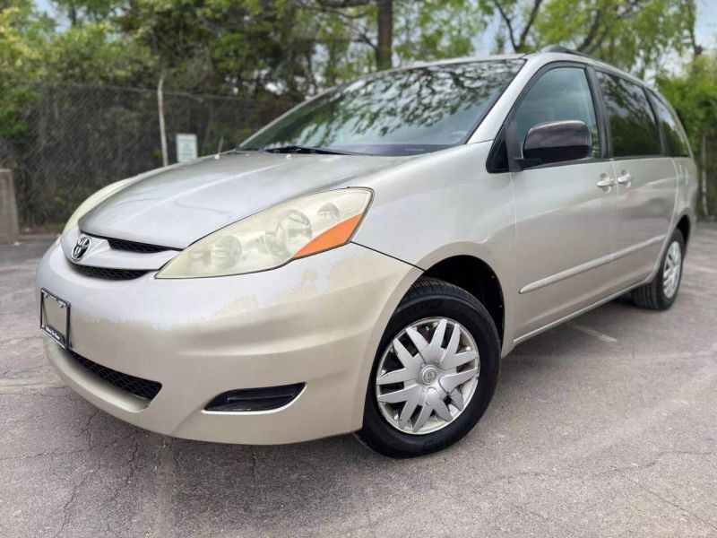 2006 Toyota Sienna LE