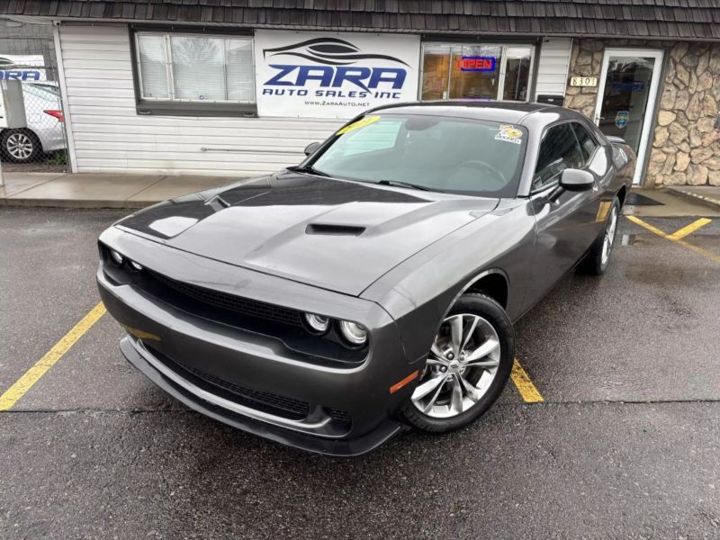 2021 Dodge Challenger SXT