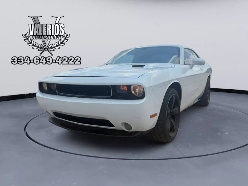 2011 Dodge Challenger SE