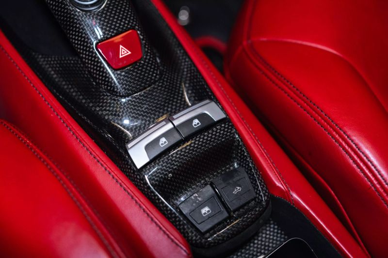 https://imagesdl.dealercenter.net/800/600/202505-a50aee7db06343c5ab1f187be5d0731e.jpg